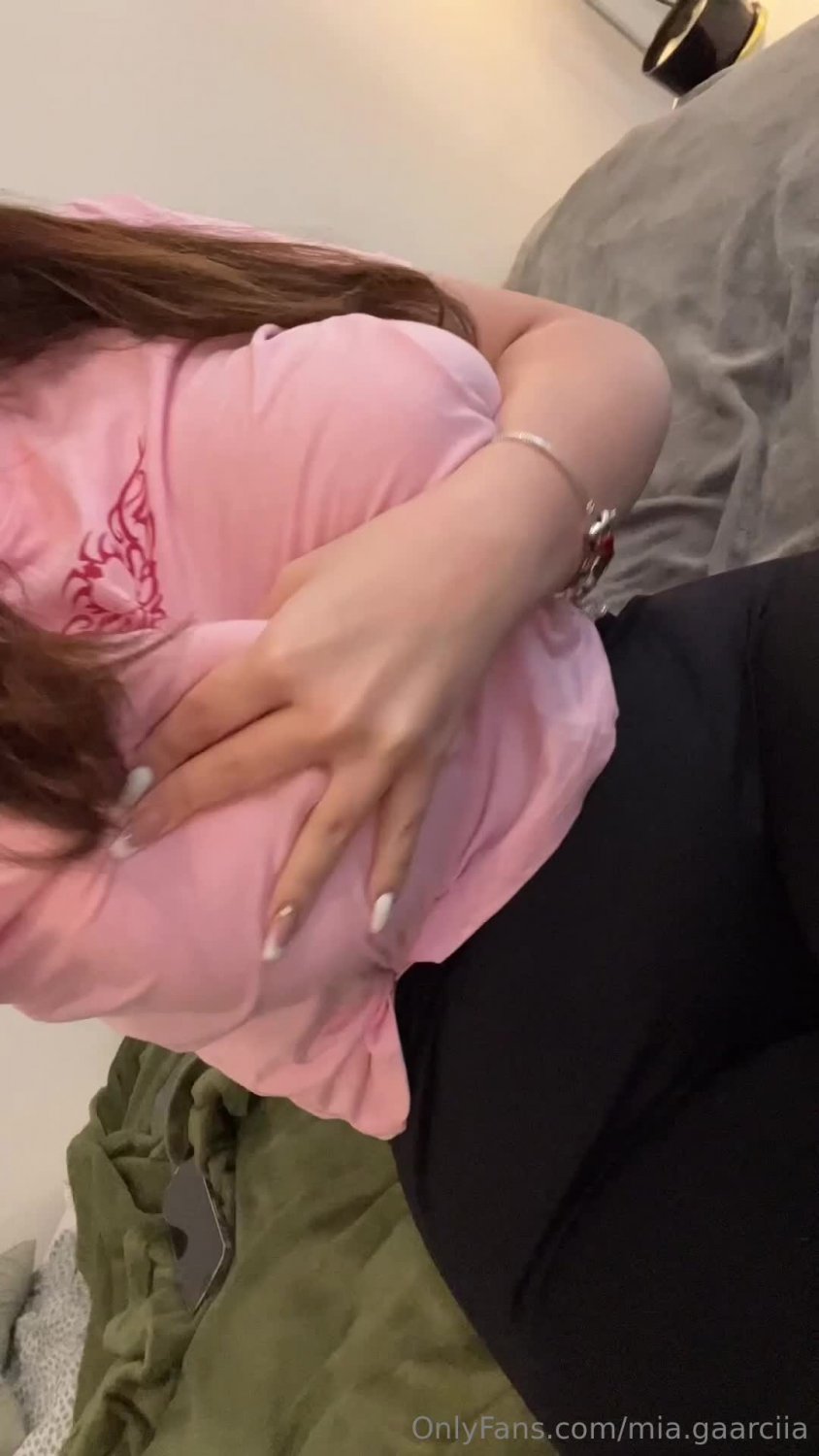mia.gaarciia - Porn Videos & Photos - EroMe