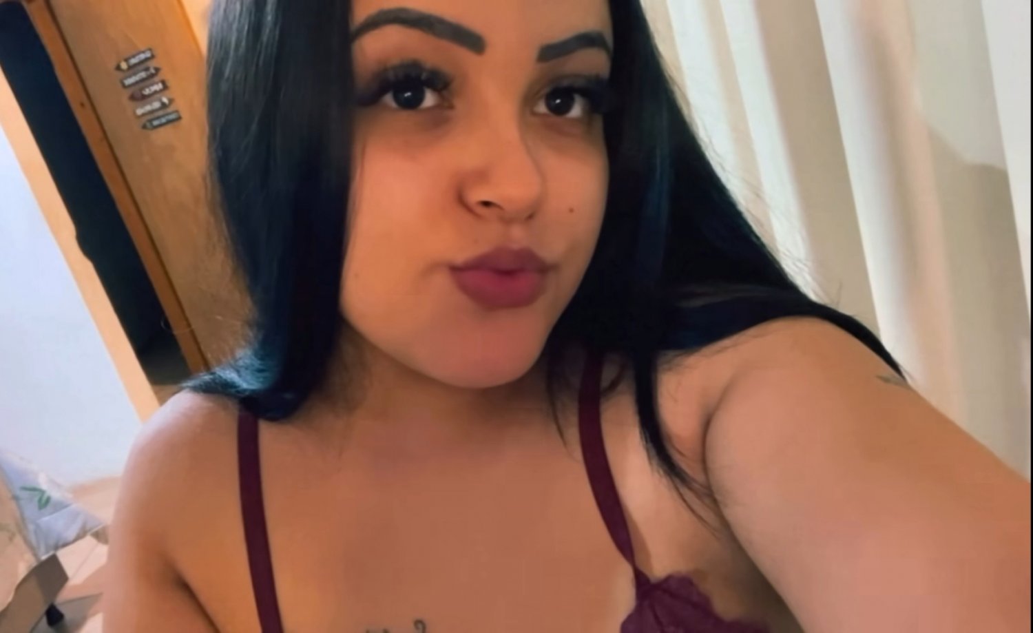 C@r0l_G4rc1a gostosinha e safadinha #0WkjFnfB