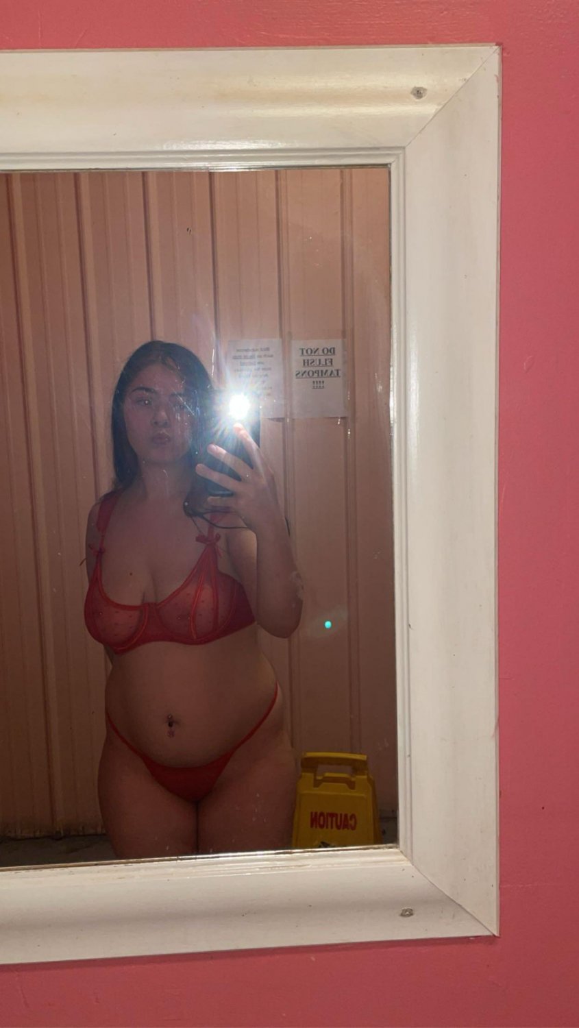 Snow Bunny slut teen Jessica from Benton Illinois #cOtQZ6vv
