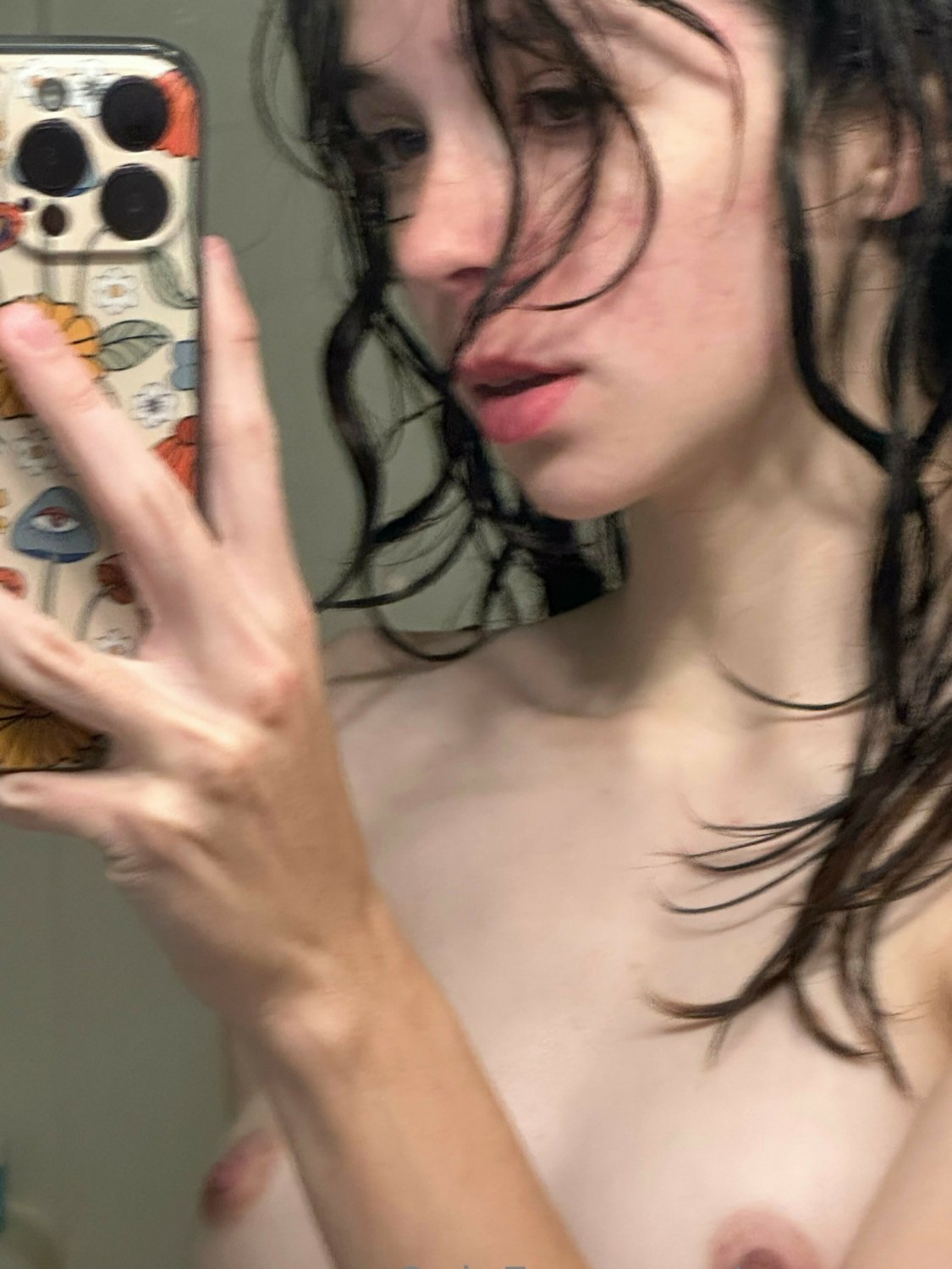 Tinny tits #RtKUa1lq