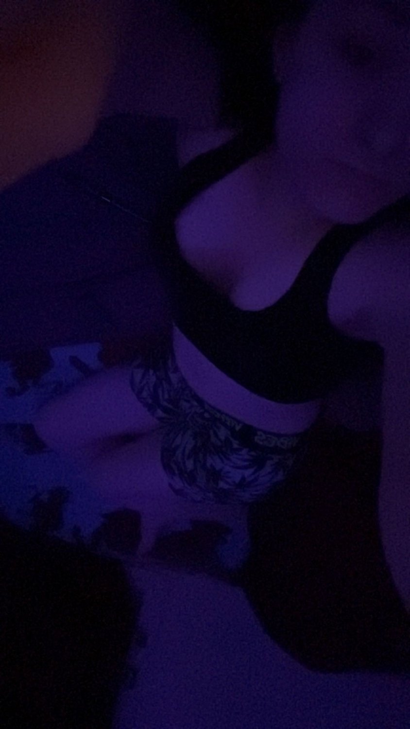 Teen slut Laura is any man's dream #H6nMlkPw