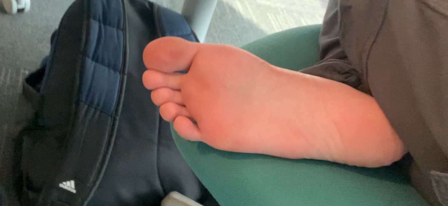 teen friend and her feet and soles #pY8nKXLb