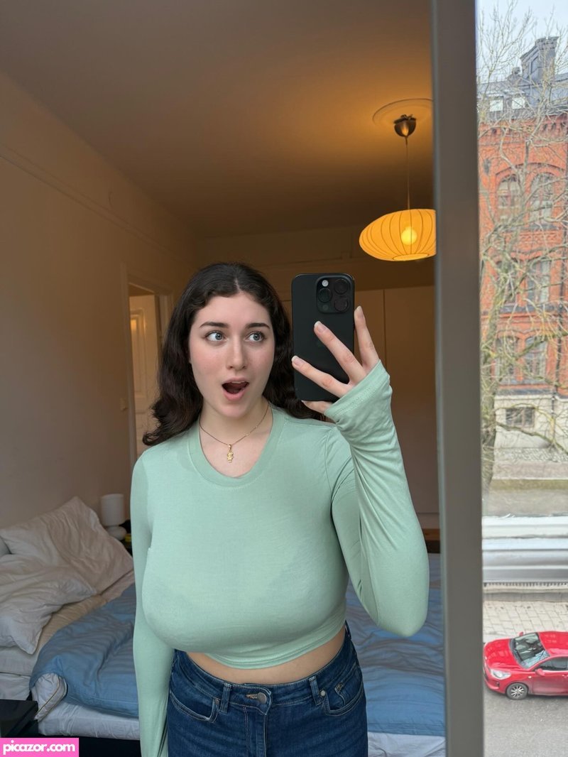 Novinha gringa peituda linda #aDWv8qyS