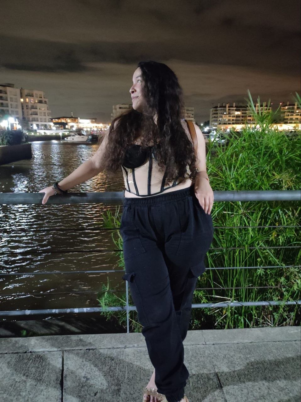 Se llama Martina, tiene 24 años y es de Buenos Aires, Argentina #qJ7n4mVP