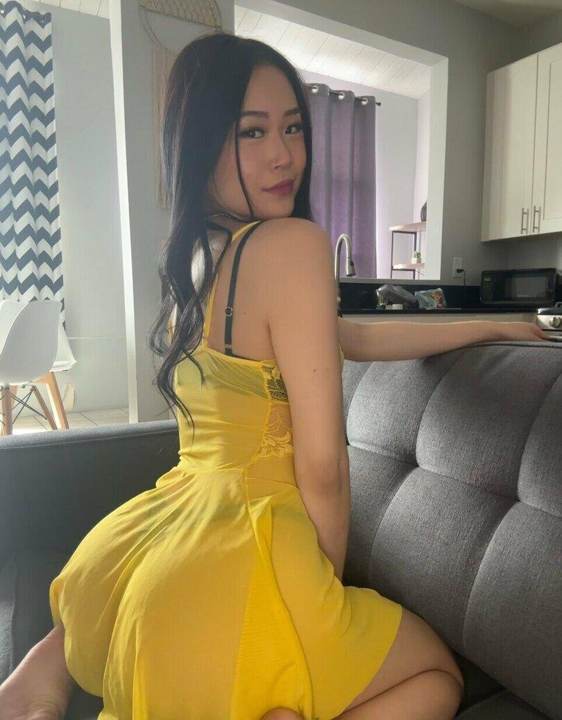 10/10 ABG Slut #IoB5LB27