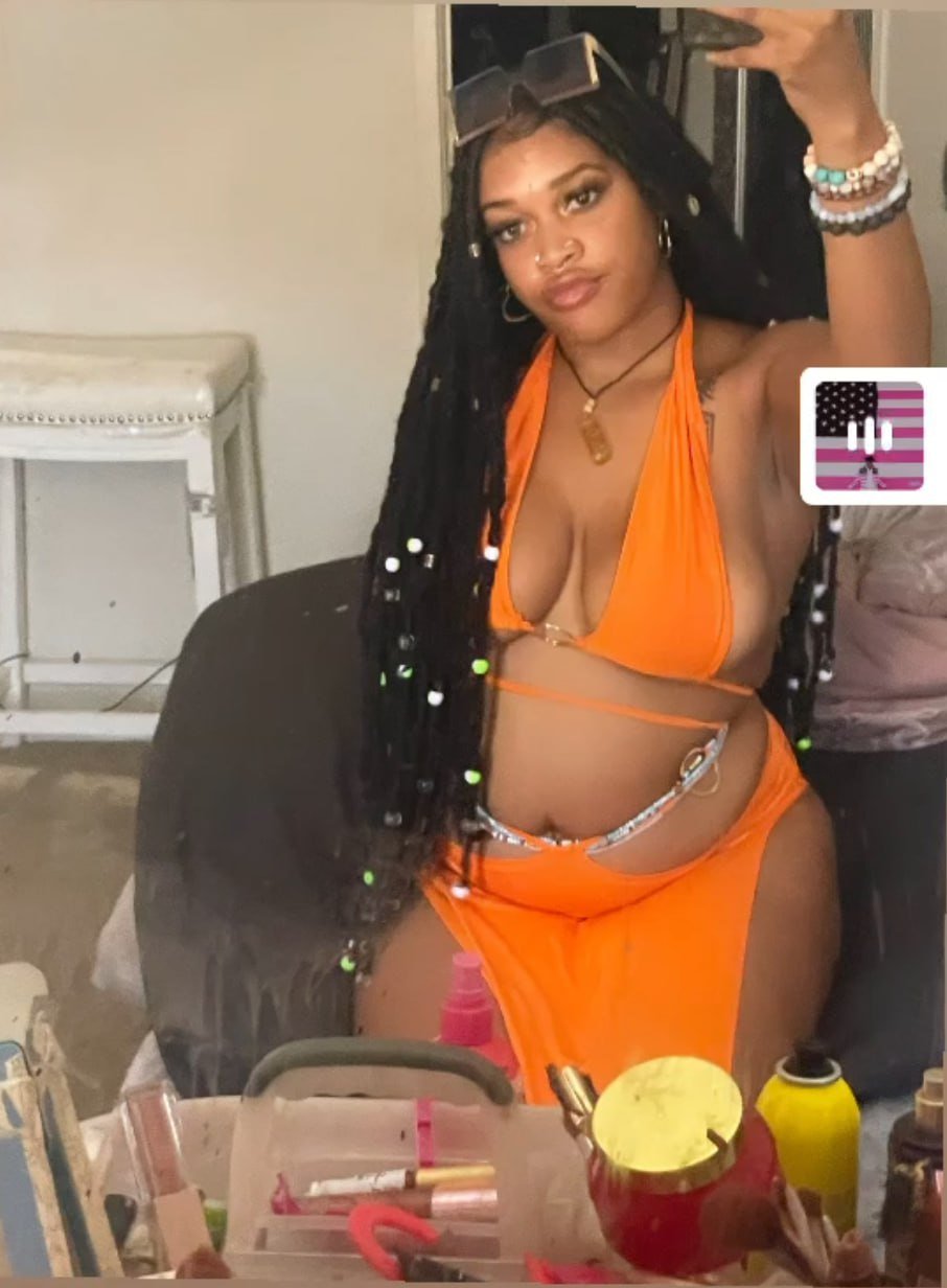 Lyy Nuts and Pics #aUTg1LpP