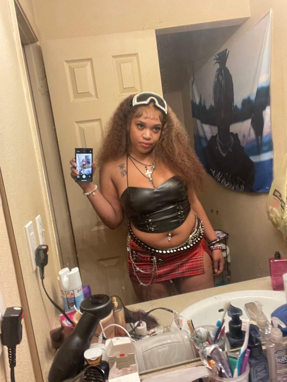 Lyy Nuts and Pics #yTk1pIyq