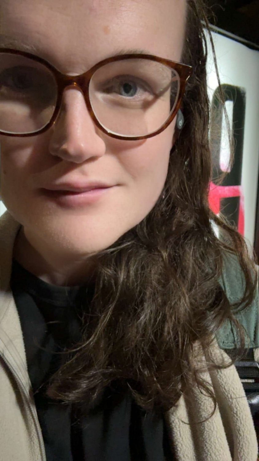 British Faggot Wants to Get Exposed #Tn99B7Mh