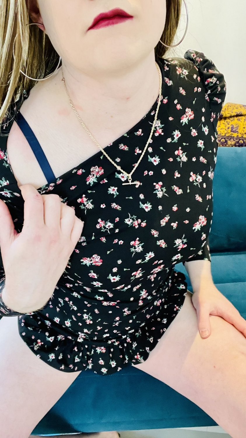 British Faggot Wants to Get Exposed #wpyDr6ow